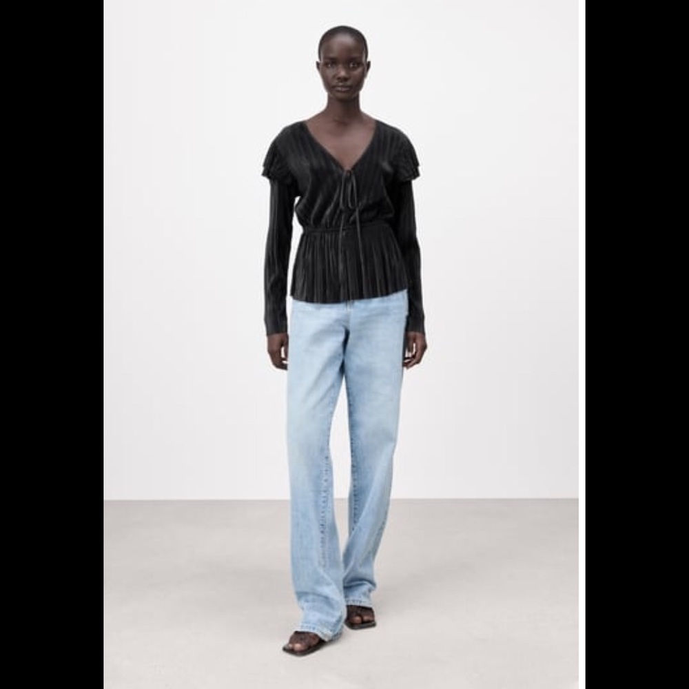 New with tags Zara black ruffled pleated blouse